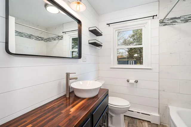 $325,000 | 1105 College Street, Northfield, MN 55057