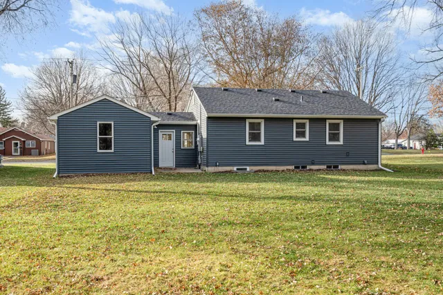 $325,000 | 1105 College Street, Northfield, MN 55057