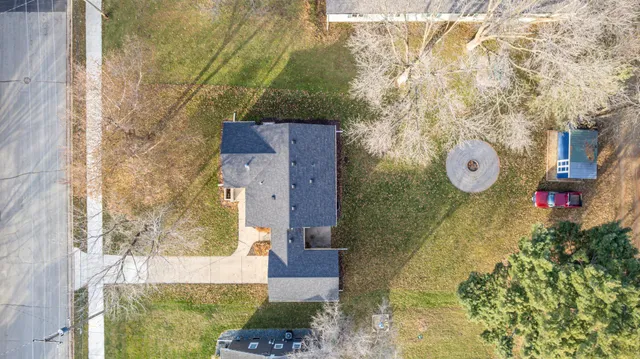 $325,000 | 1105 College Street, Northfield, MN 55057