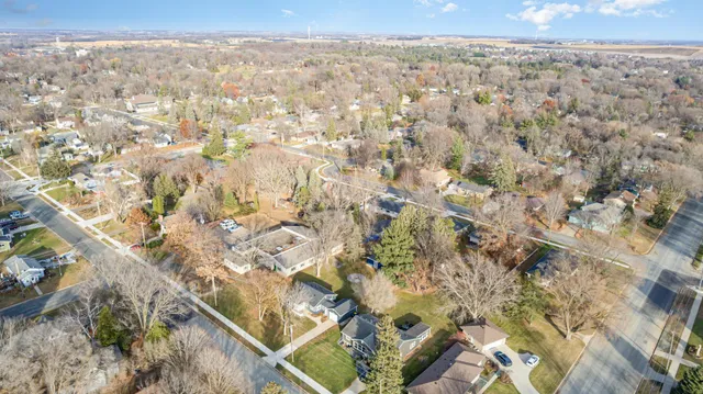 $325,000 | 1105 College Street, Northfield, MN 55057