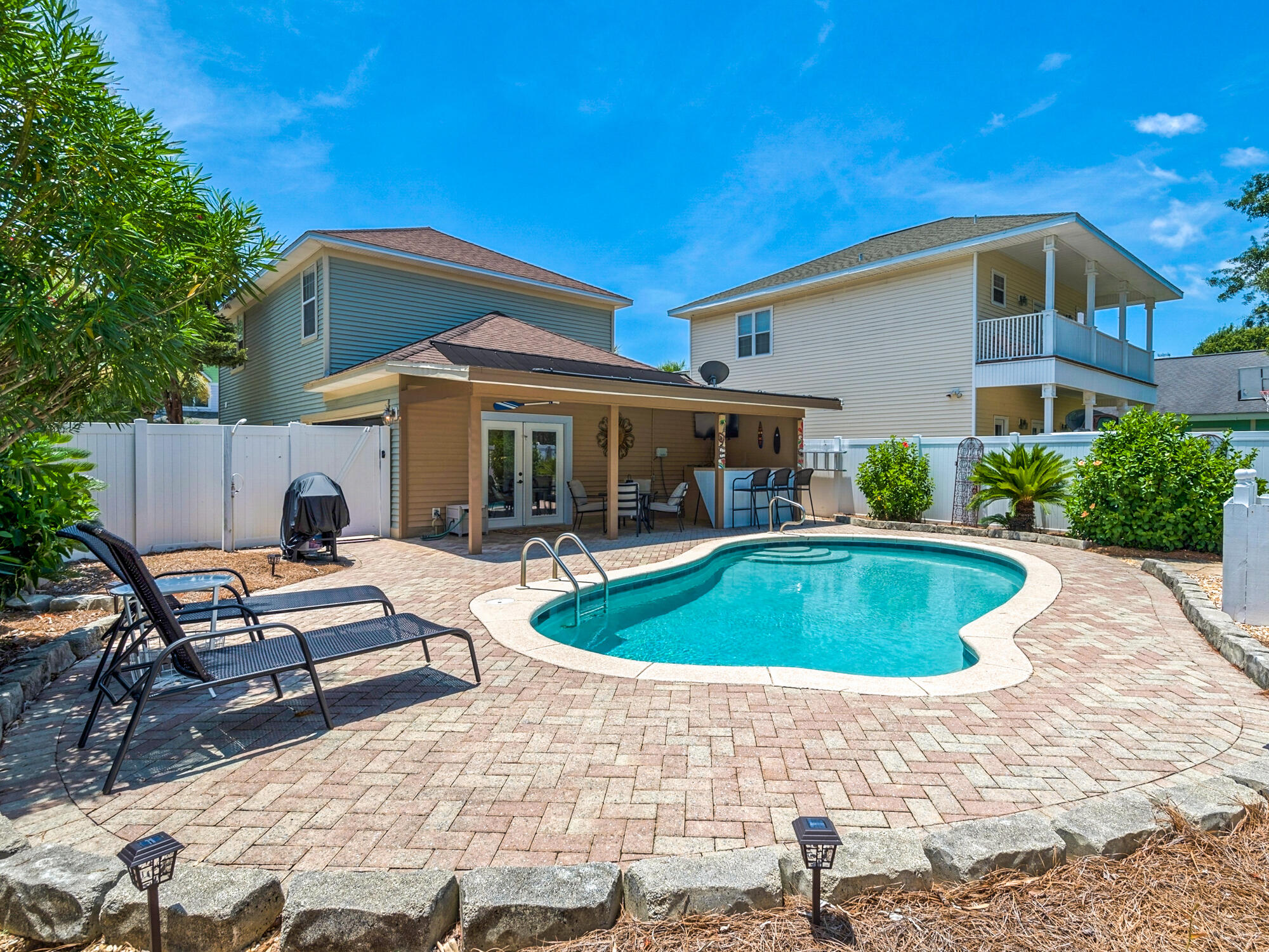 a house view with a outdoor space