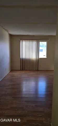 $374,999 | 37633 29th Street East, Palmdale, CA 93550