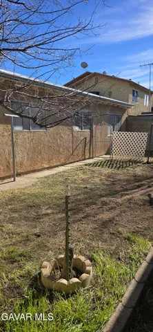 $374,999 | 37633 29th Street East, Palmdale, CA 93550