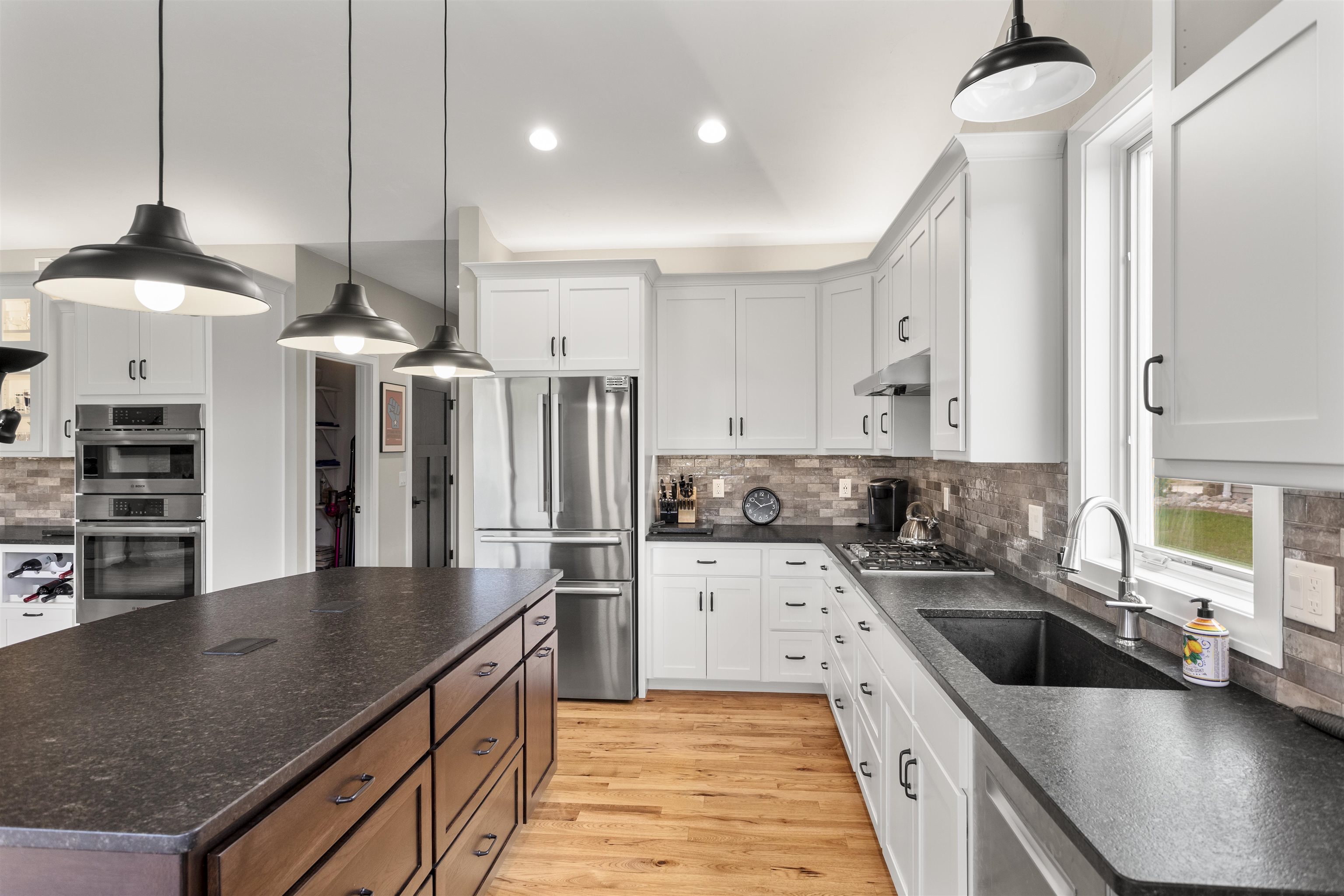 4949 Cottage Lane Sherwood, WI 54169 - Photo 11 of 29