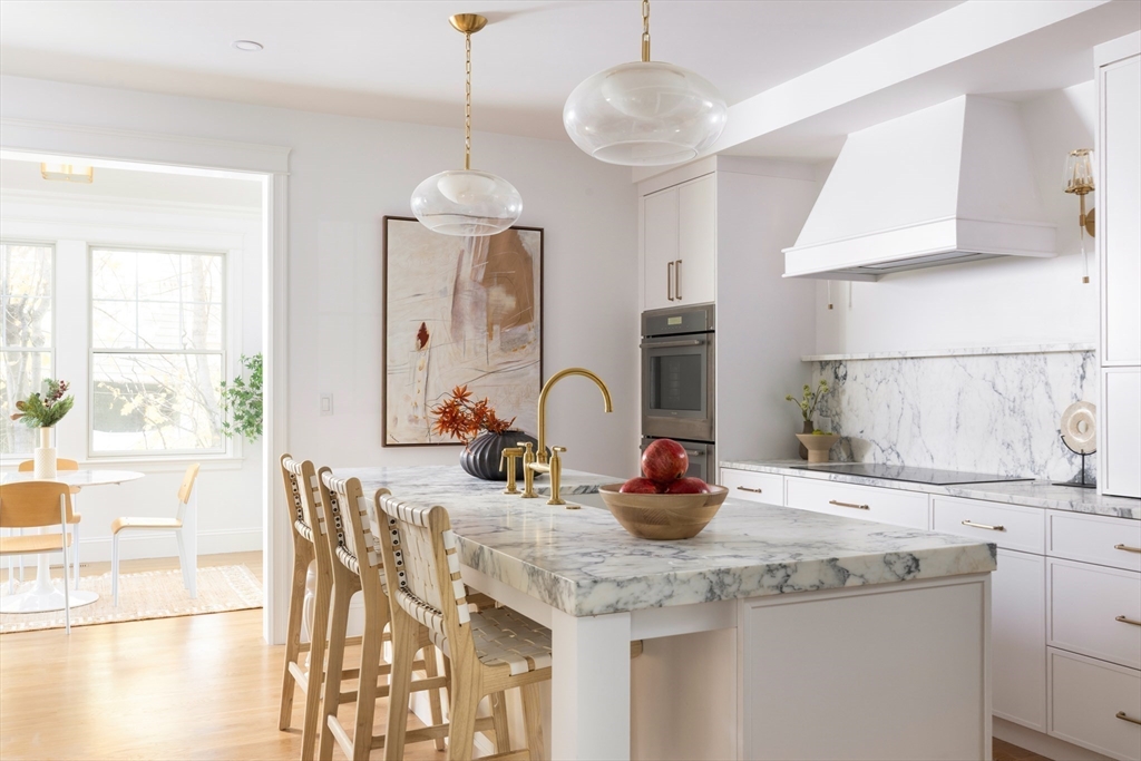 85 Naples Road Brookline, MA 02446 - Photo 8 of 35