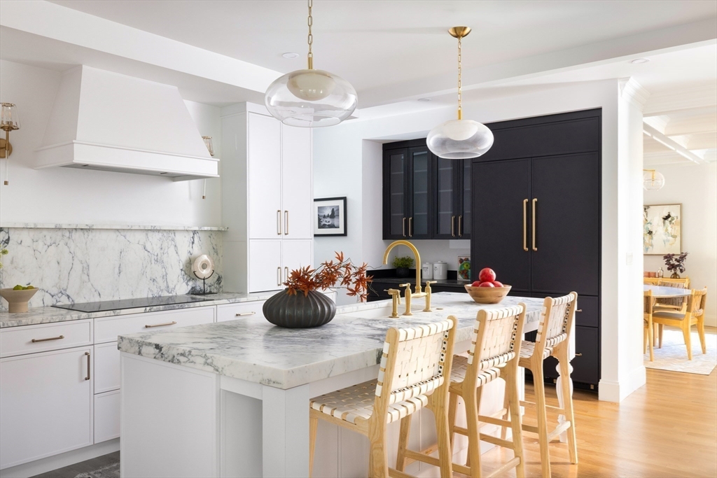 85 Naples Road Brookline, MA 02446 - Photo 9 of 35