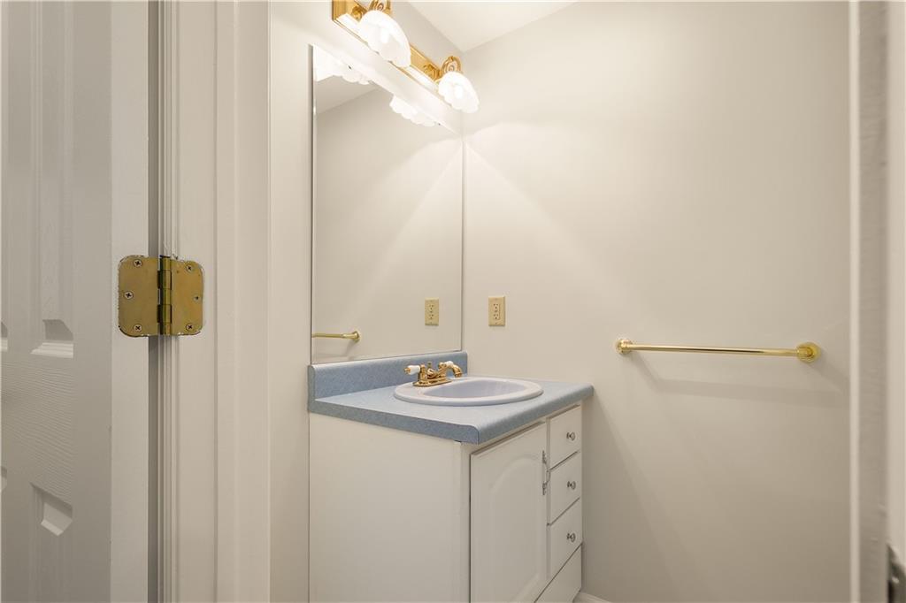 146 Sedeca Drive Canonsburg, PA 15317 - Photo 29 of 41 a bathroom with a sink and a mirror