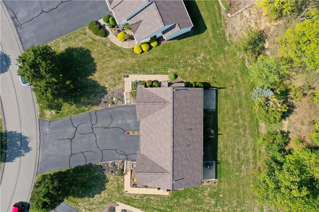 146 Sedeca Drive Canonsburg, PA 15317 - Photo 40 of 41 an aerial view of a house with a yard and large tree