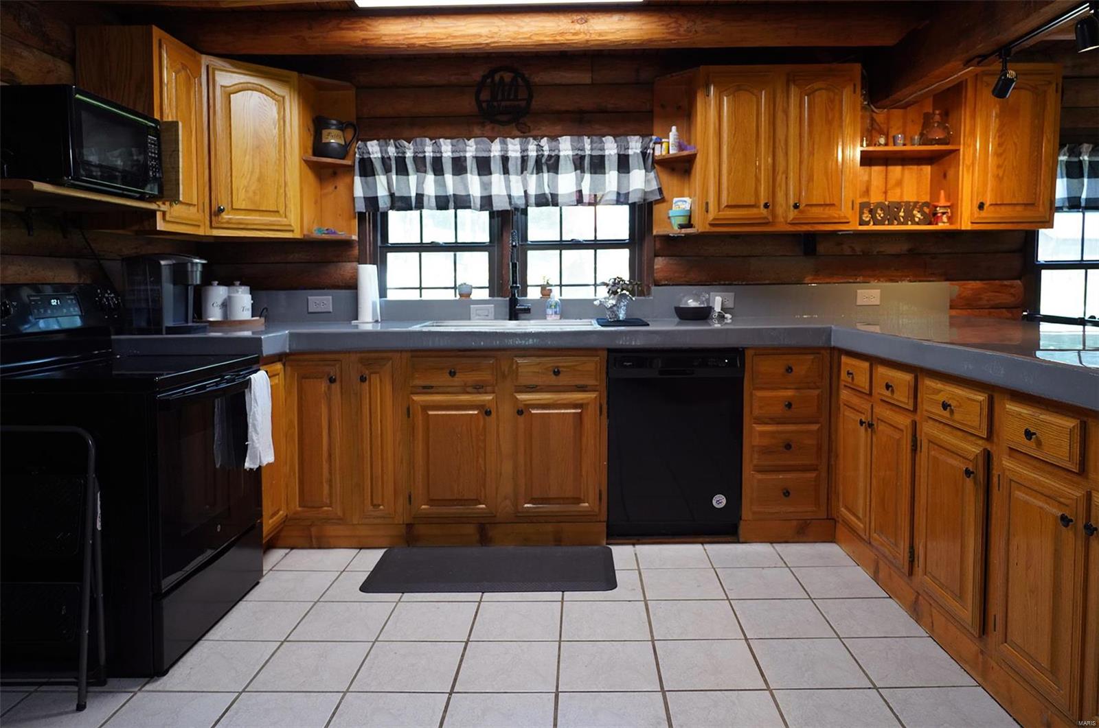 208 Hidden Vly Road Hardin, IL 62047 - Photo 28 of 89 Gallery Image 28