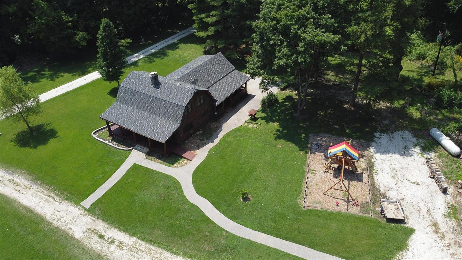 208 Hidden Vly Road Hardin, IL 62047 - Photo 8 of 89 Gallery Image 8