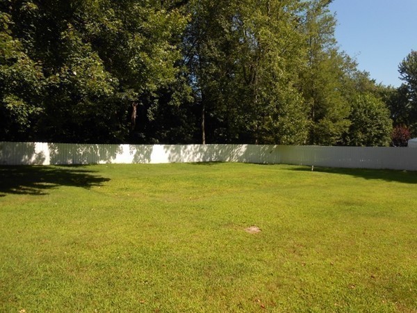 52 Michael Road Dracut, MA 01826 - Photo 18 of 21 Gallery Image 18