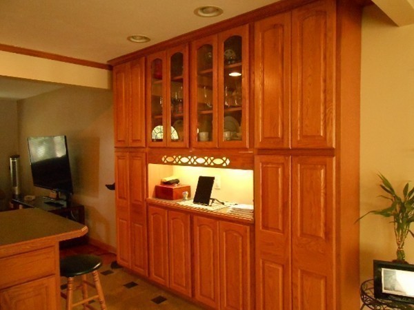 52 Michael Road Dracut, MA 01826 - Photo 6 of 21 Gallery Image 6
