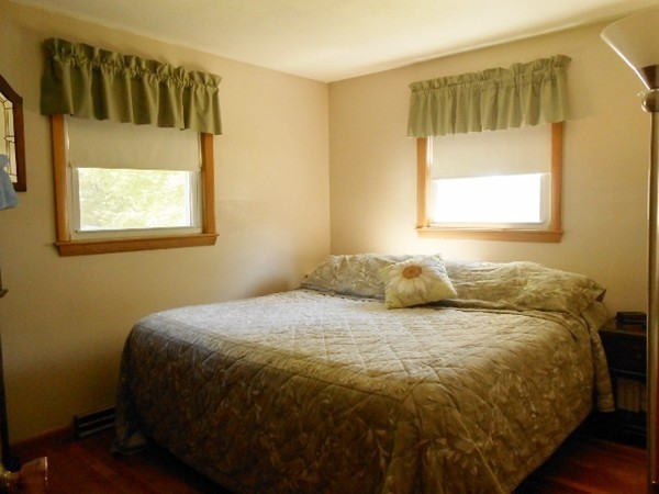 52 Michael Road Dracut, MA 01826 - Photo 8 of 21 Gallery Image 8