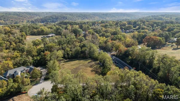 $450,000 | 9 Wildwood Point Court, Wildwood, MO 63005