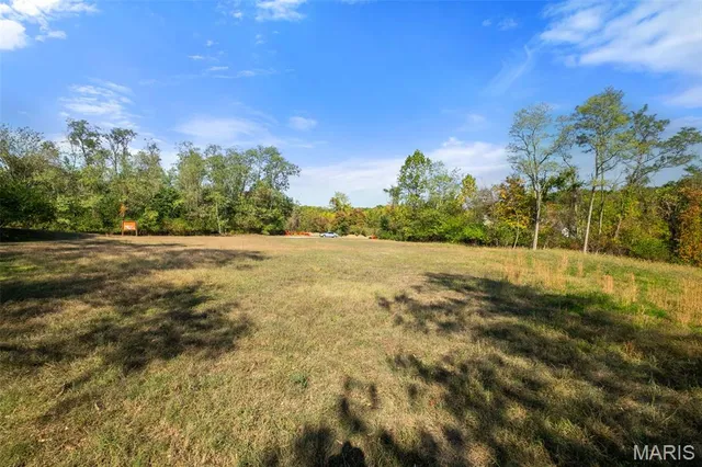 $450,000 | 9 Wildwood Point Court, Wildwood, MO 63005