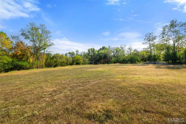 $450,000 | 9 Wildwood Point Court, Wildwood, MO 63005