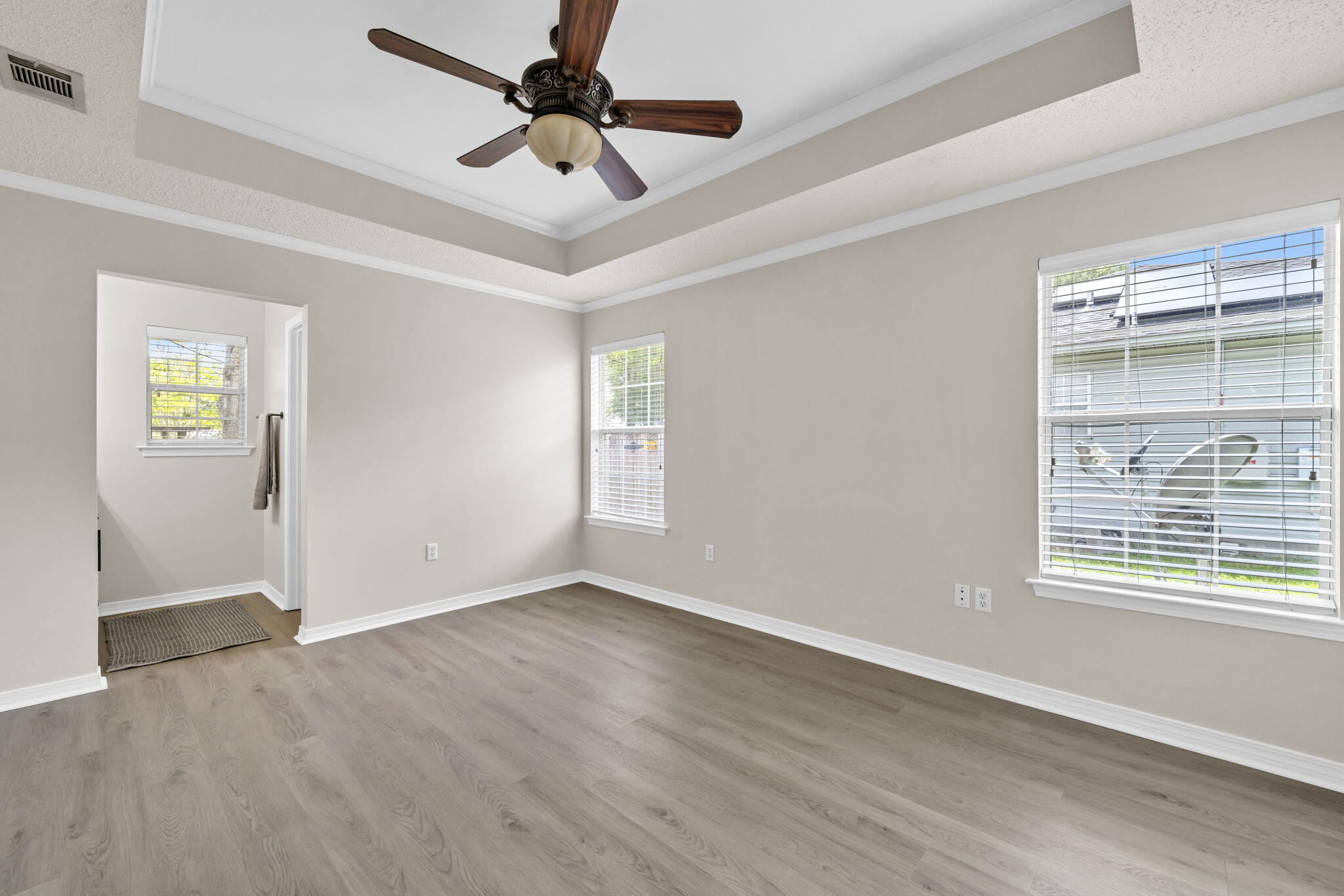 607 Affirmed Court Crestview, FL 32539 - Photo 13 of 39 Owners Suite