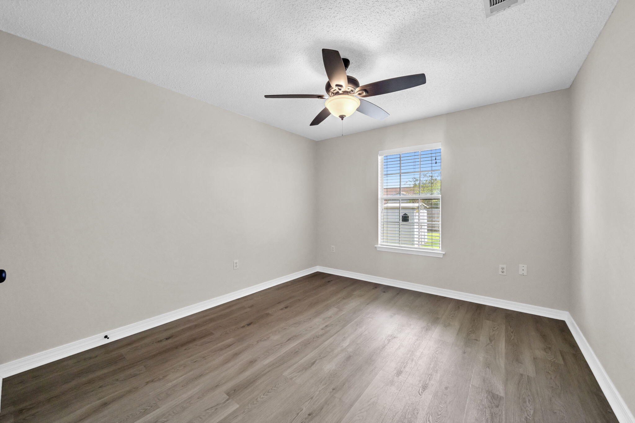 607 Affirmed Court Crestview, FL 32539 - Photo 22 of 39 607 Affirmed Court