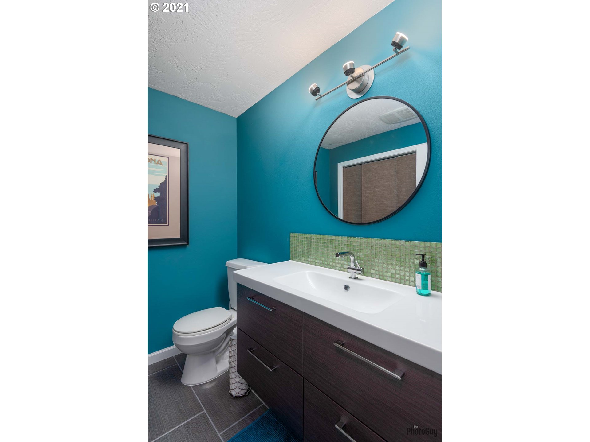 1582 Fetters Loop Eugene, OR 97402 - Photo 13 of 25 Gallery Image 13