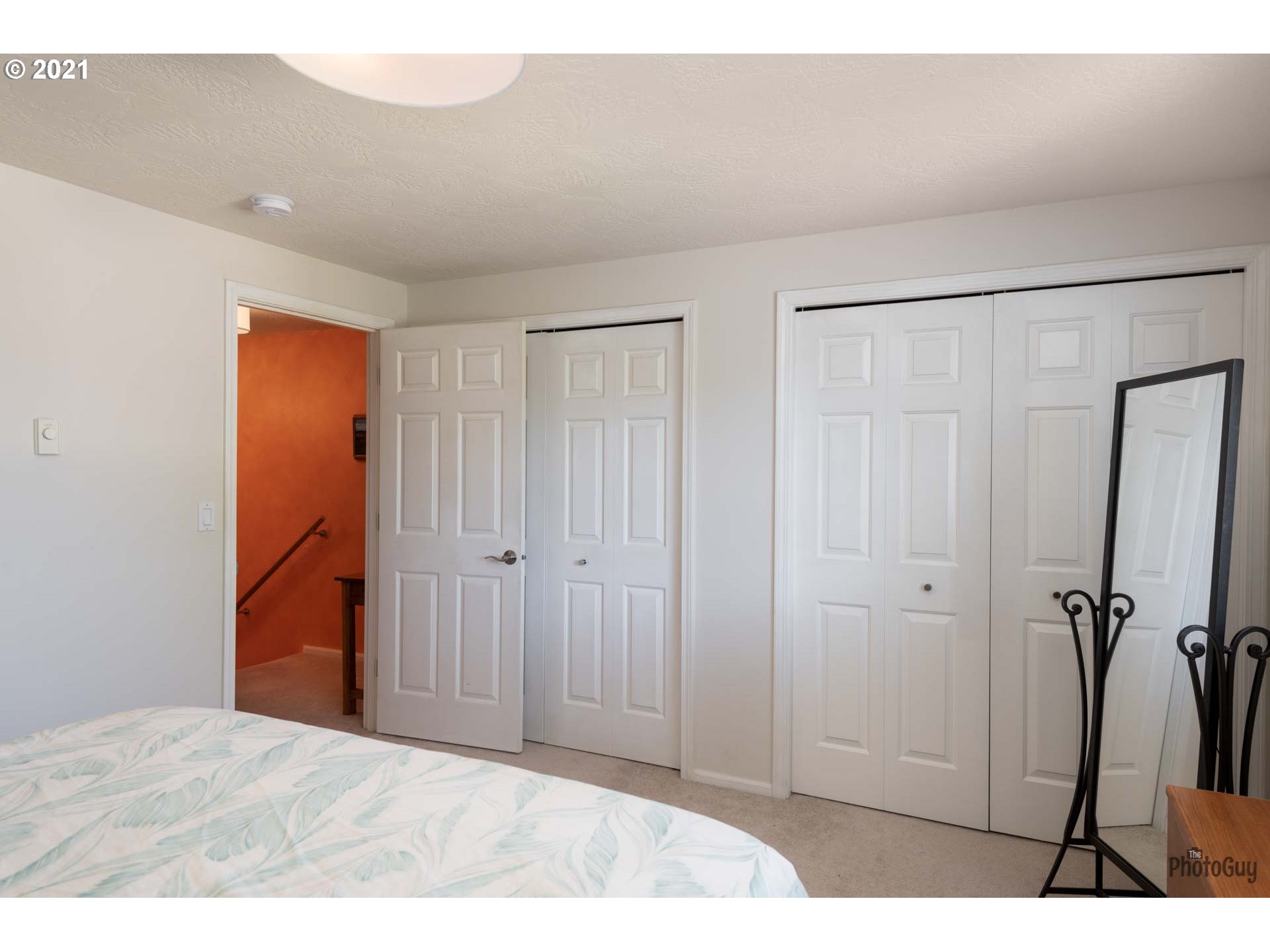 1582 Fetters Loop Eugene, OR 97402 - Photo 17 of 25 Gallery Image 17