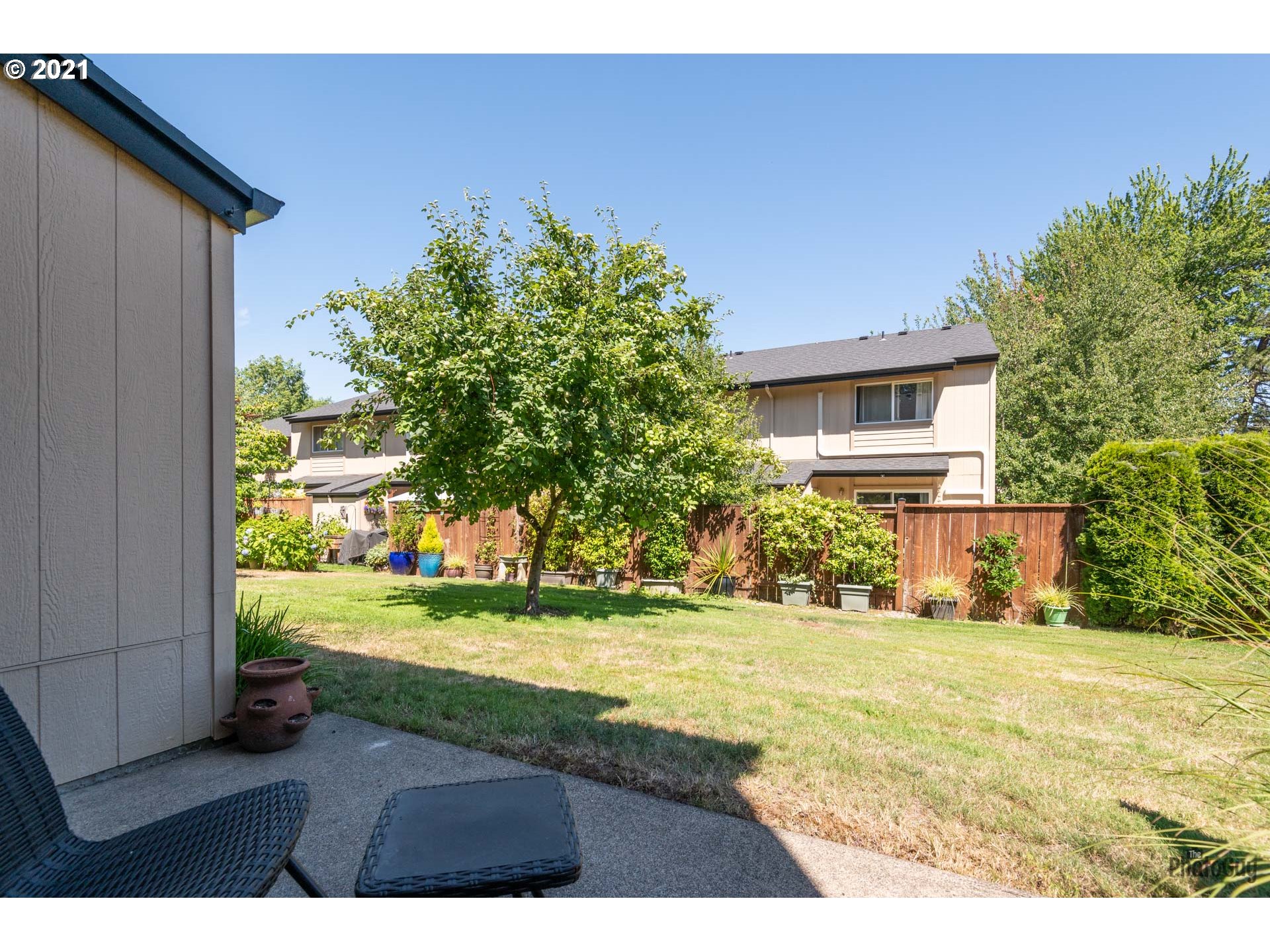 1582 Fetters Loop Eugene, OR 97402 - Photo 21 of 25 Gallery Image 21