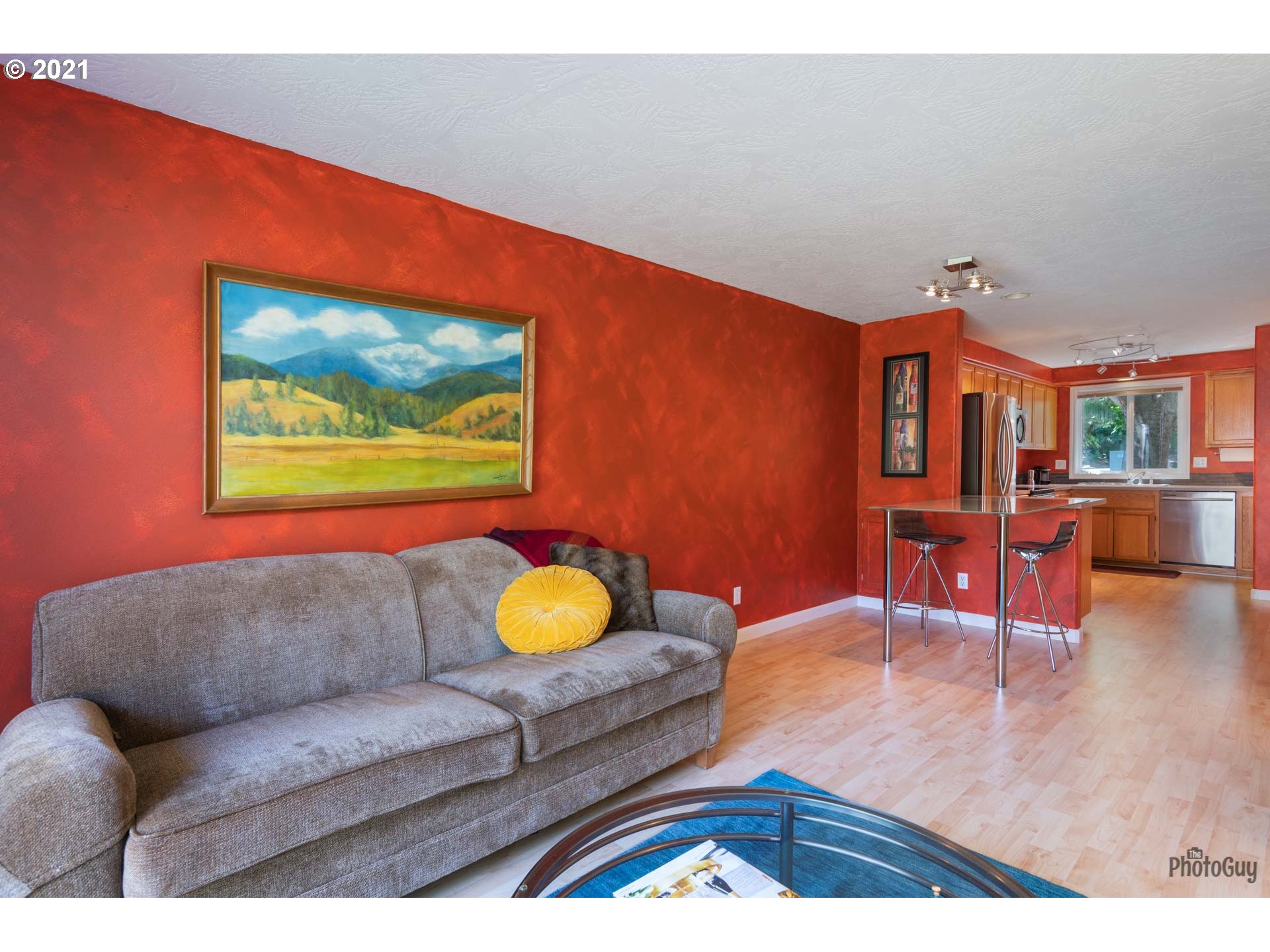 1582 Fetters Loop Eugene, OR 97402 - Photo 10 of 25 Gallery Image 10