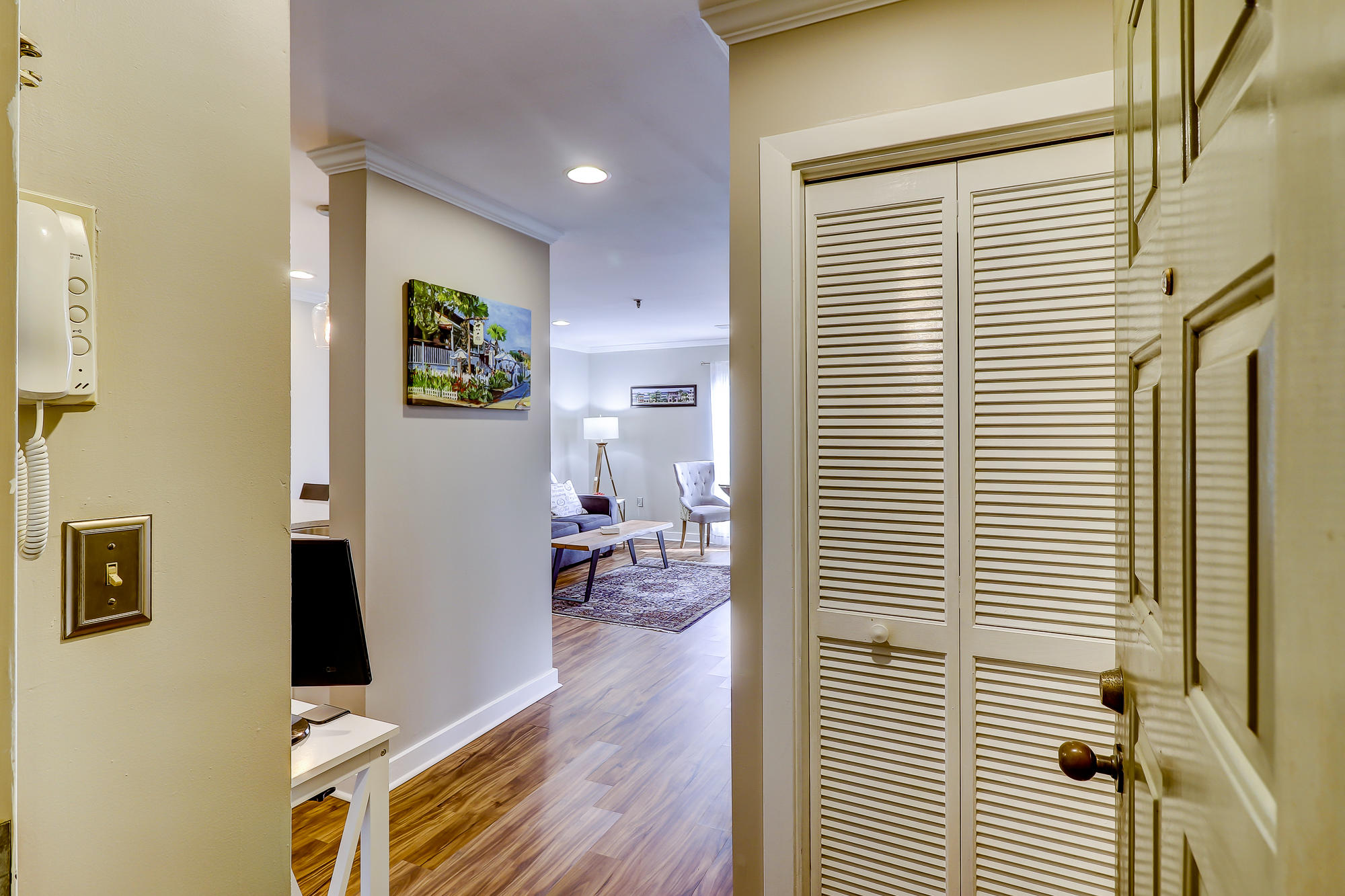 32 Vendue Range, Unit 203 Charleston, SC 29401 - Photo 24 of 55 32 Vendue Range_LuxImg_0087