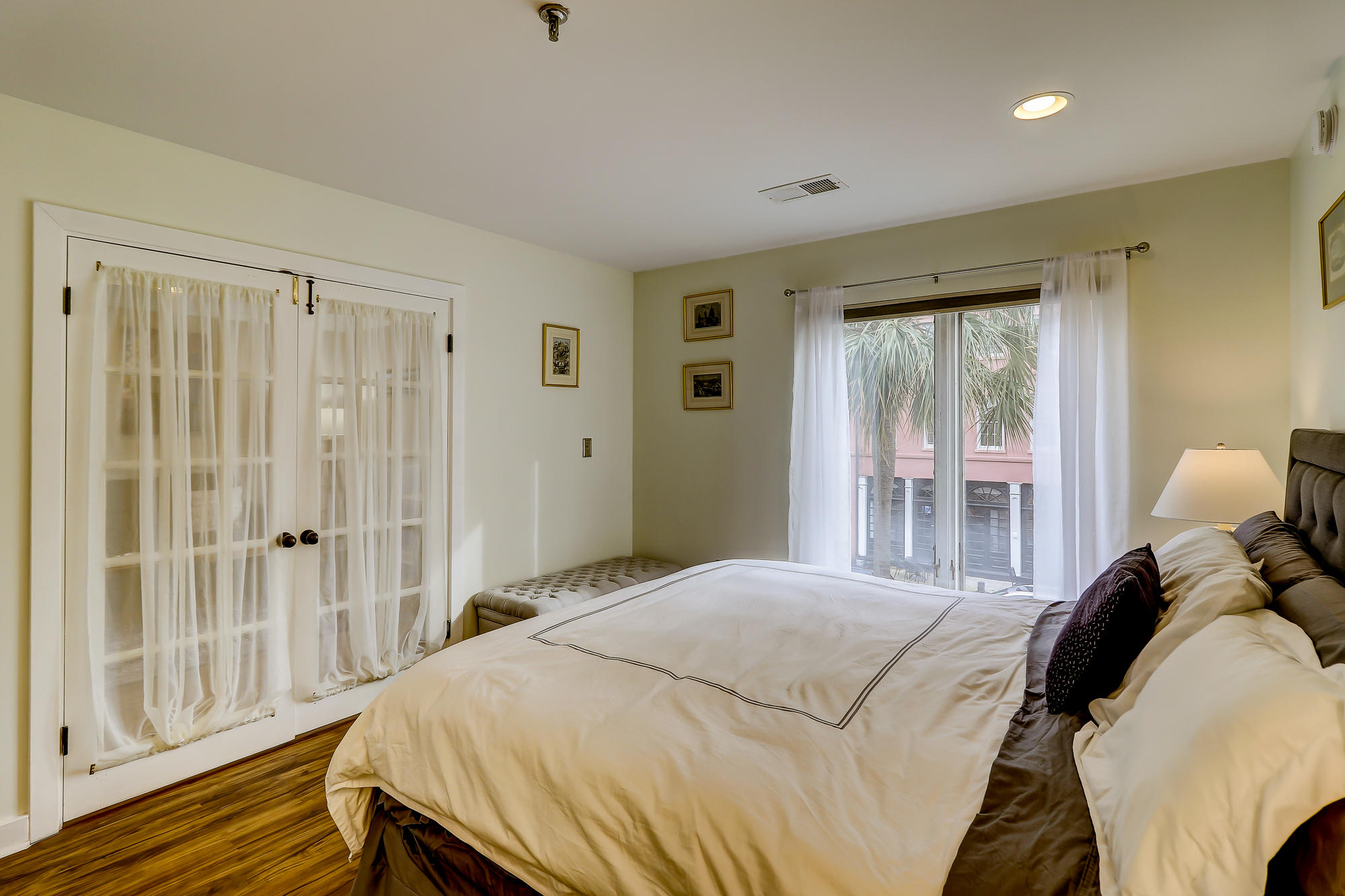 32 Vendue Range, Unit 203 Charleston, SC 29401 - Photo 35 of 55 32 Vendue Range_LuxImg_0063