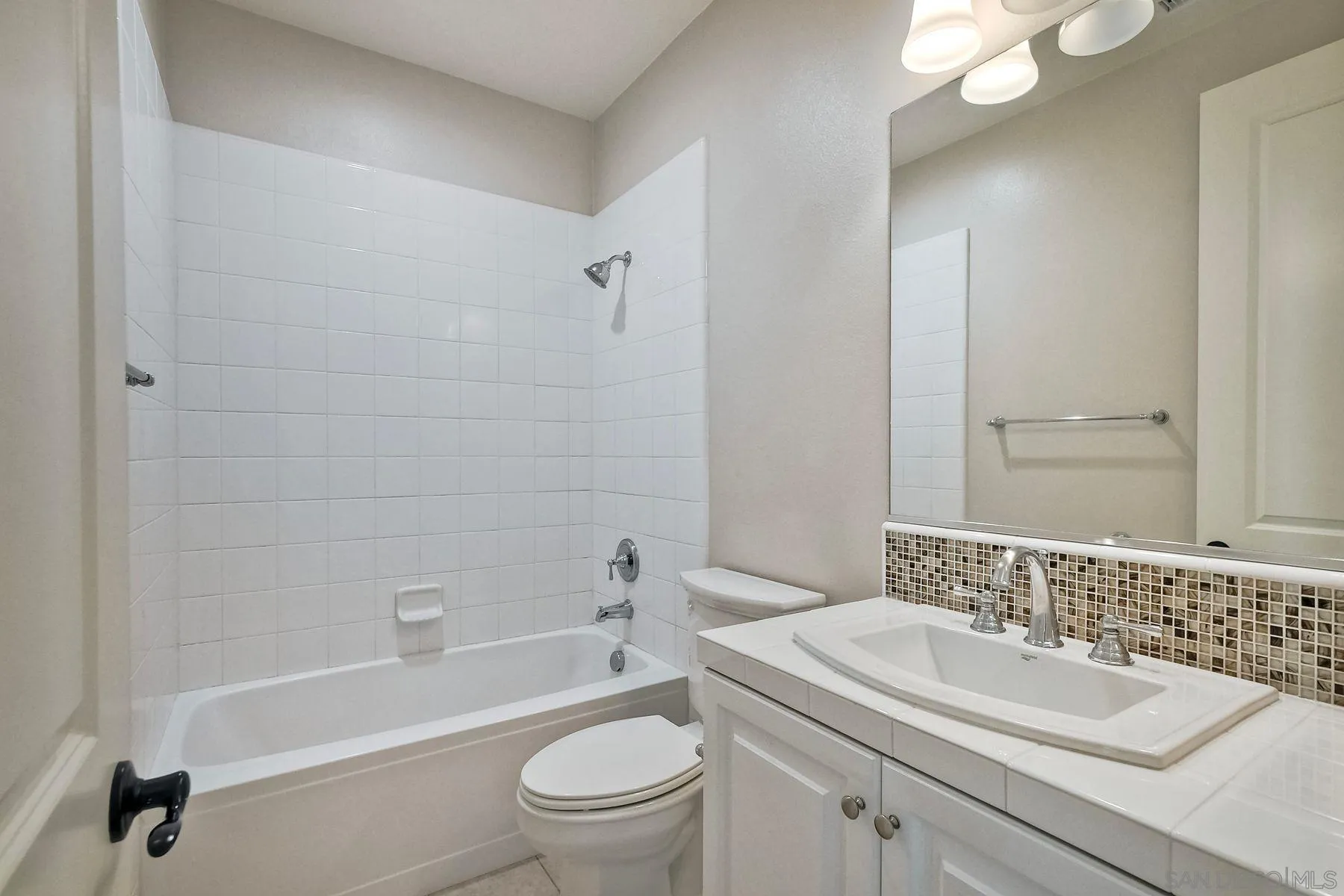 15738 Tanner Ridge Road San Diego, CA 92127 - Photo 26 of 40 Gallery Image 26