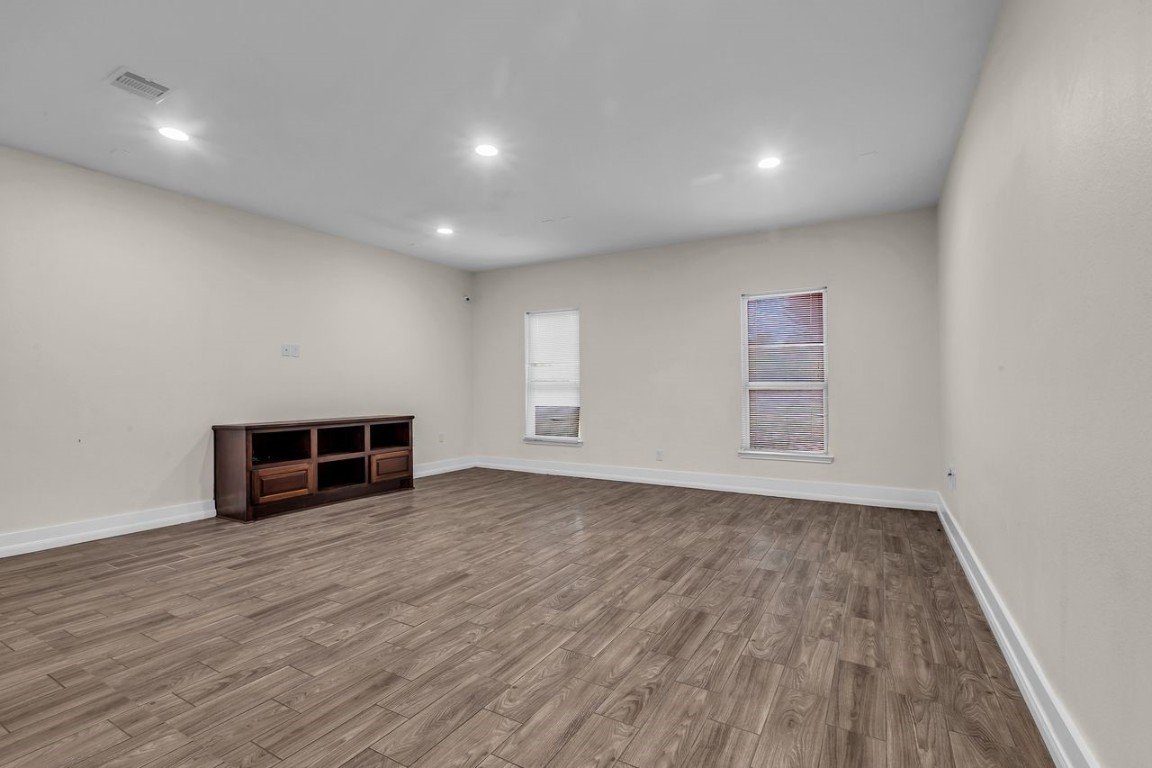 25171 Virginia Lane Porter, TX 77365 - Photo 22 of 39 a view of a livingroom with wooden floor