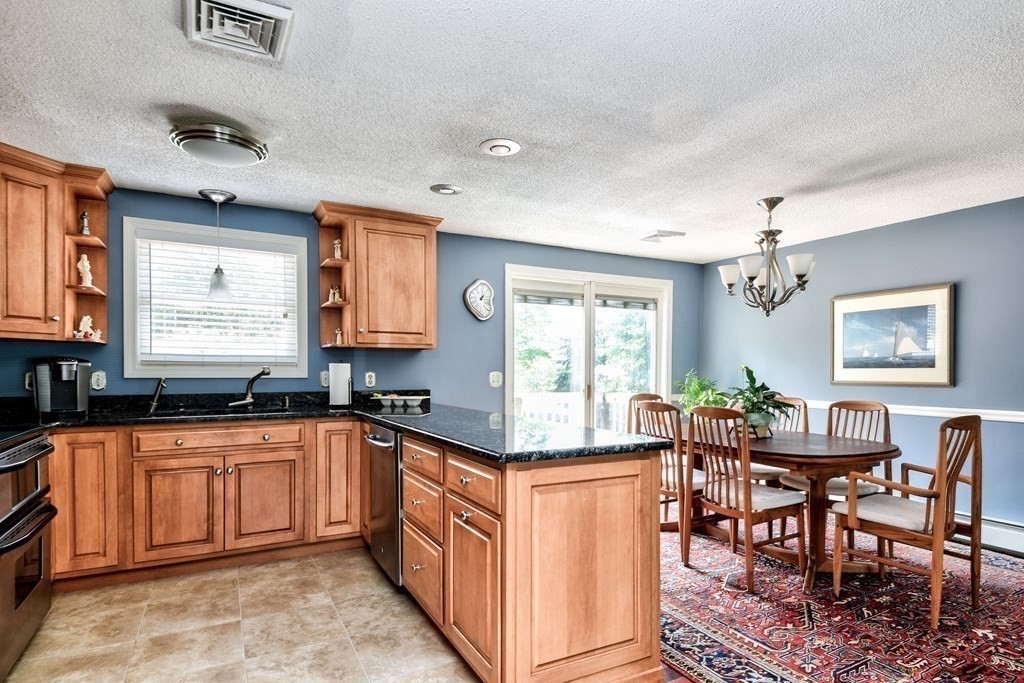 65 Daniels Road Marlborough, MA 01752 - Photo 10 of 26 Gallery Image 10