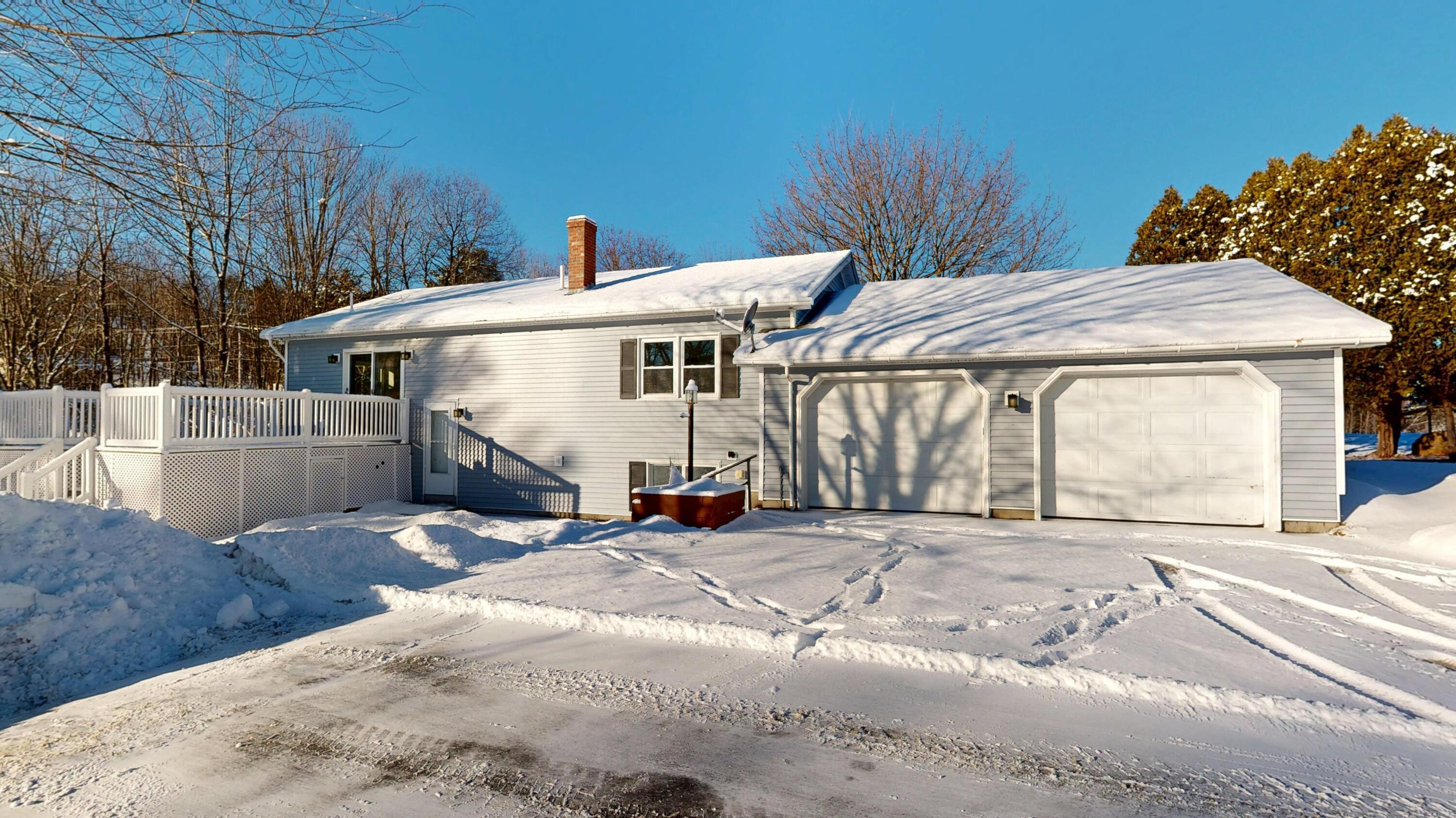 4 Old Lisbon Road Lewiston, ME 04240 - Photo 2 of 63 back