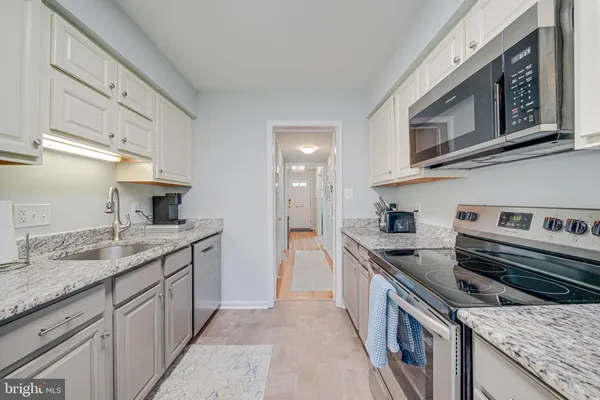 $1,052,000 | 1146 Wimbledon Drive, McLean, VA 22101