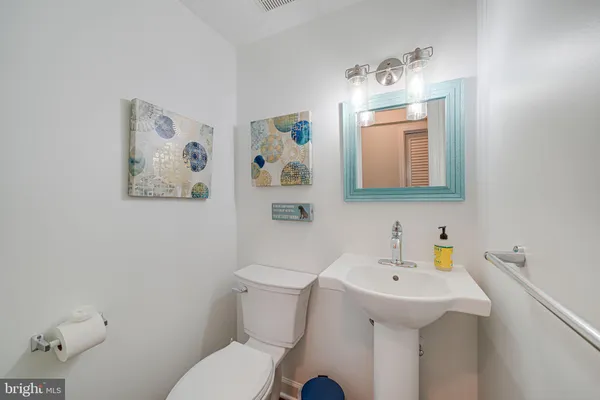 $1,052,000 | 1146 Wimbledon Drive, McLean, VA 22101