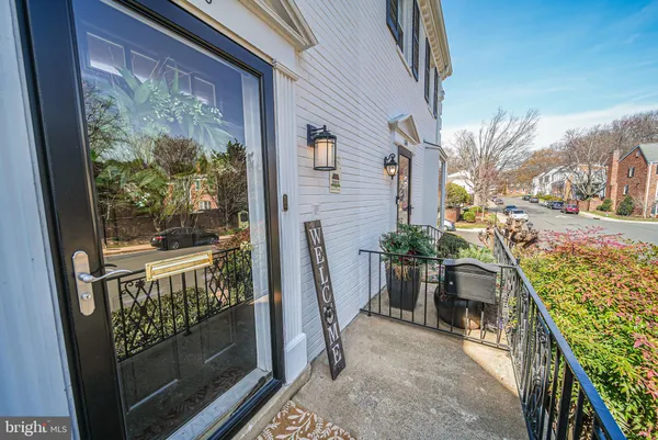 $1,052,000 | 1146 Wimbledon Drive, McLean, VA 22101