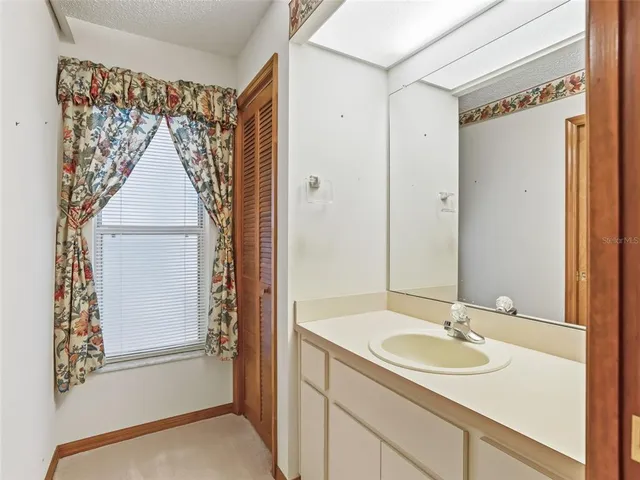 $489,000 | 3302 Southwest 49th Terrace, Ocala, FL 34474