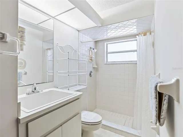 $489,000 | 3302 Southwest 49th Terrace, Ocala, FL 34474