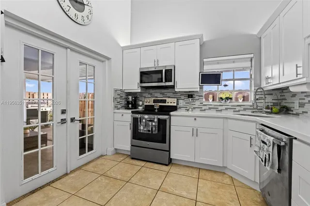 $569,999 | 11361 Southwest 160th Court, Miami, FL 33196