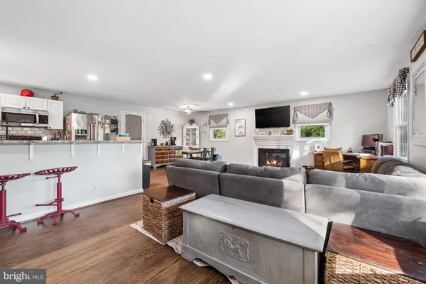 $525,000 | 11743 Skylark Drive, Nokesville, VA 20181