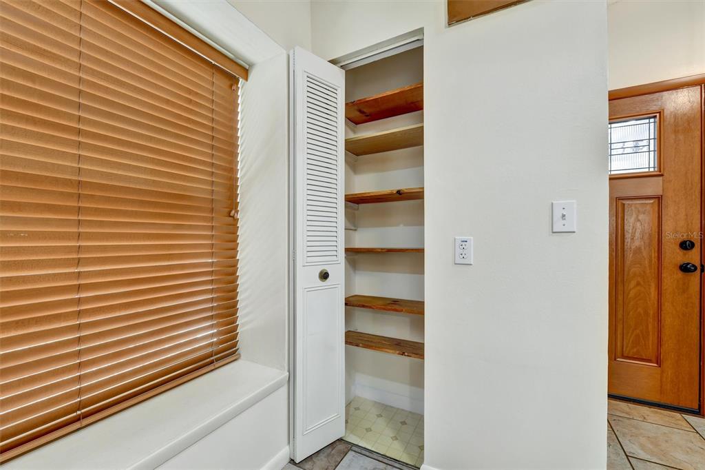 558 Capistrano Court Largo, FL 33771 - Photo 15 of 40