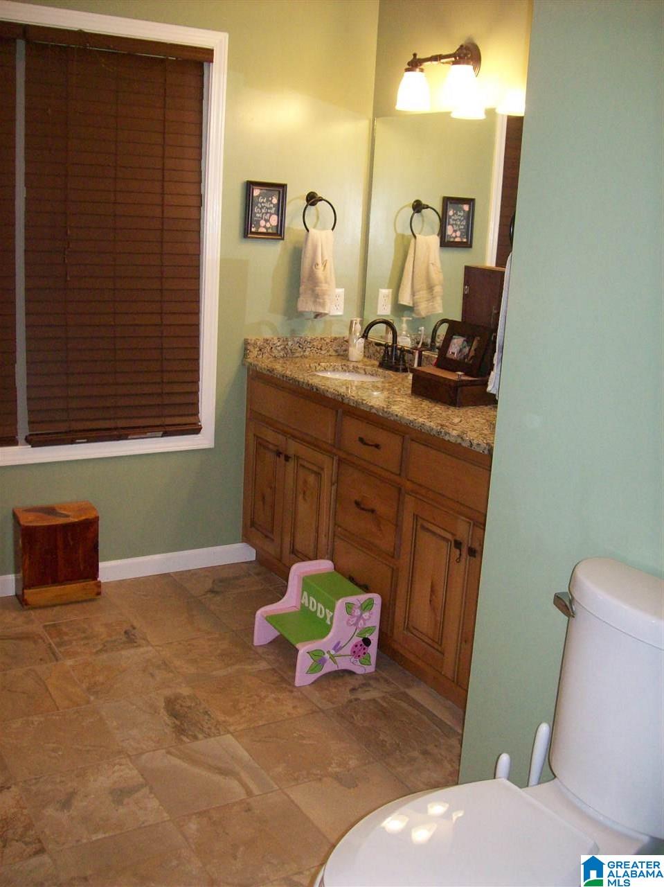 2177 County Road 61 Fruithurst, AL 36262 - Photo 17 of 33