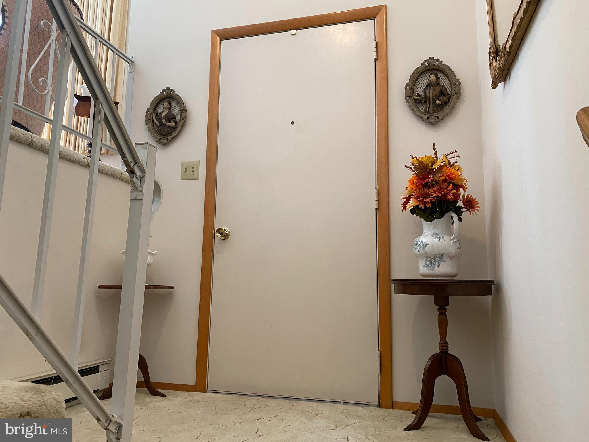 87 Germanville Road Ashland, PA 17921 - Photo 5 of 22 Entry foyer