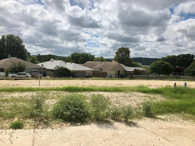 $44,500 | 1813 North Chateau Lane, Kerrville, TX 78028