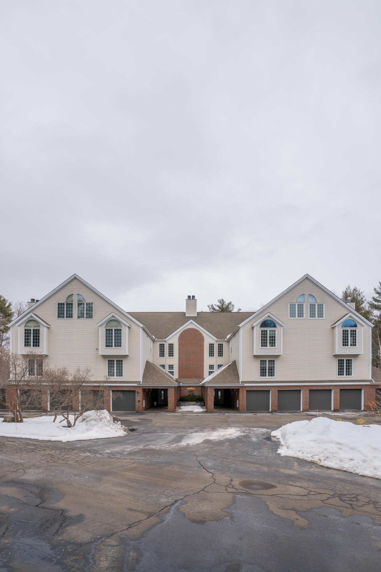 2 Schooner Ridge Road, Unit 14 Bath, ME 04530 - Photo 3 of 43 2 Schooner Ridge Road Bath 03
