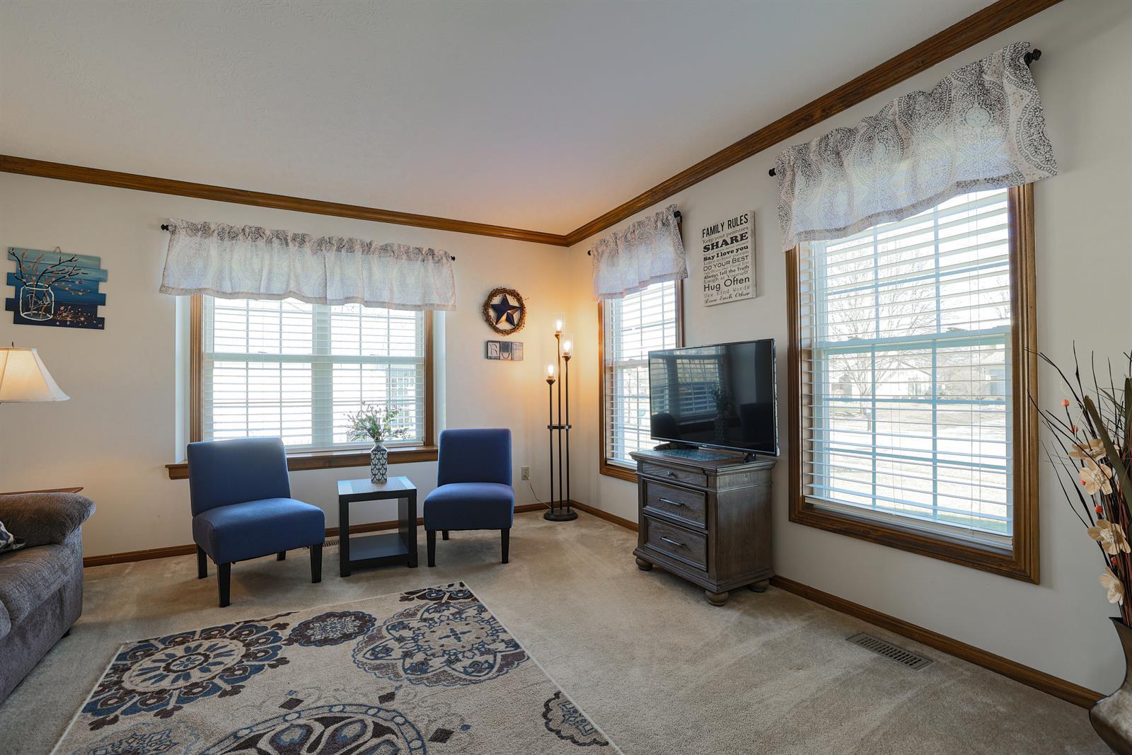 1203 Ryan Road Springfield, OH 45503 - Photo 6 of 30