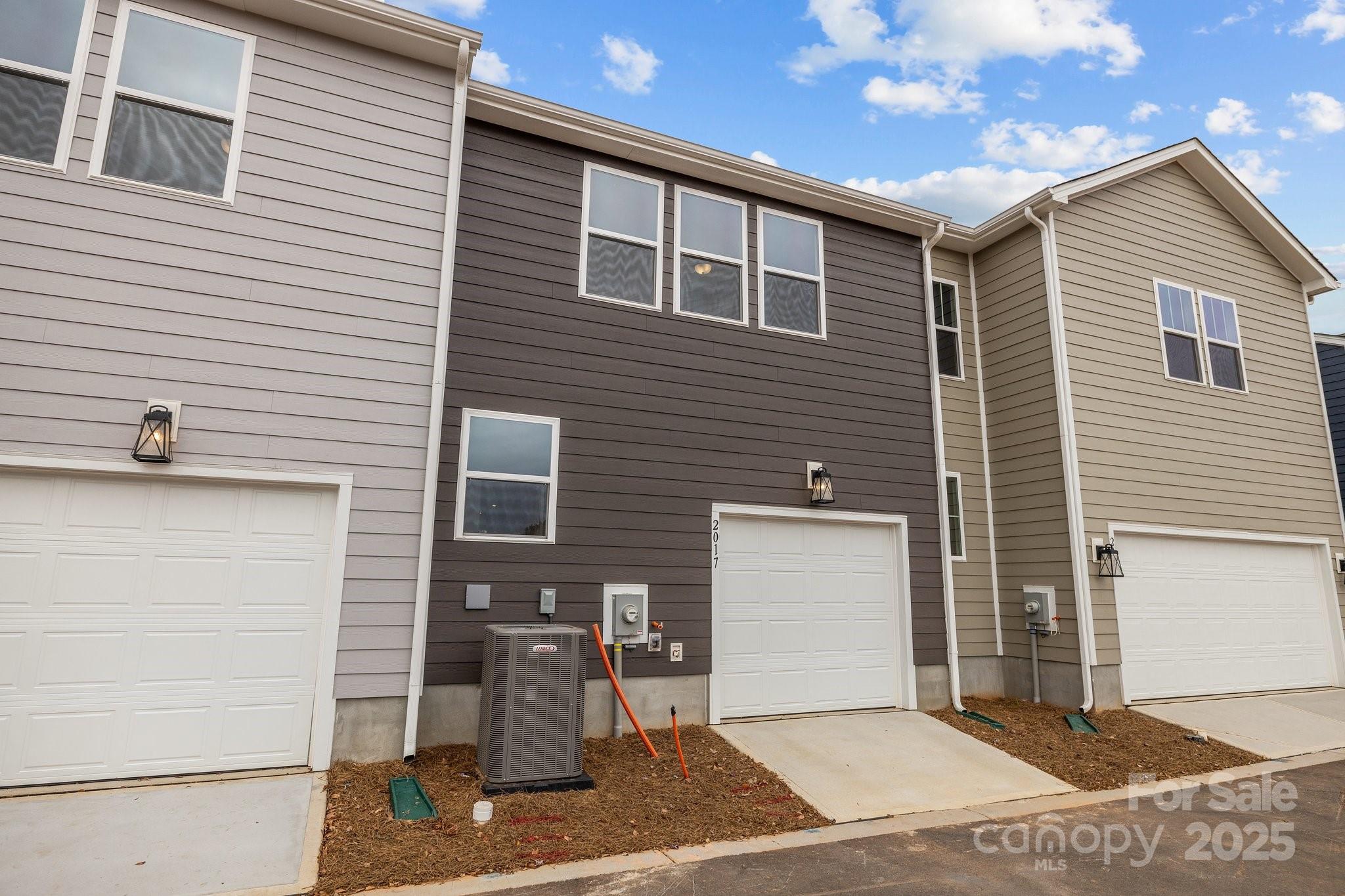 2017 Near Pt Road, Unit 19 Charlotte, NC 28208 - Photo 25 of 27 Gallery Image 25