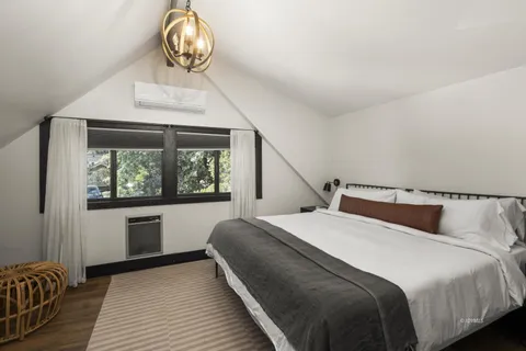 $530,000 | 24830 Marion Ridge Drive, Idyllwild, CA 92549
