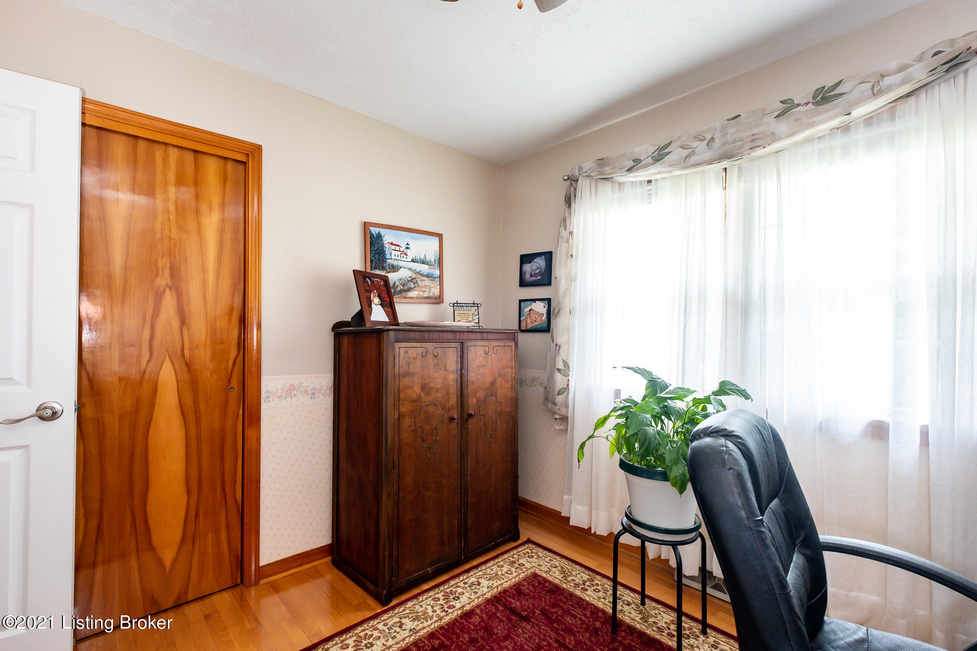 3210 Rome Road Louisville, KY 40216 - Photo 7 of 32 Small-6