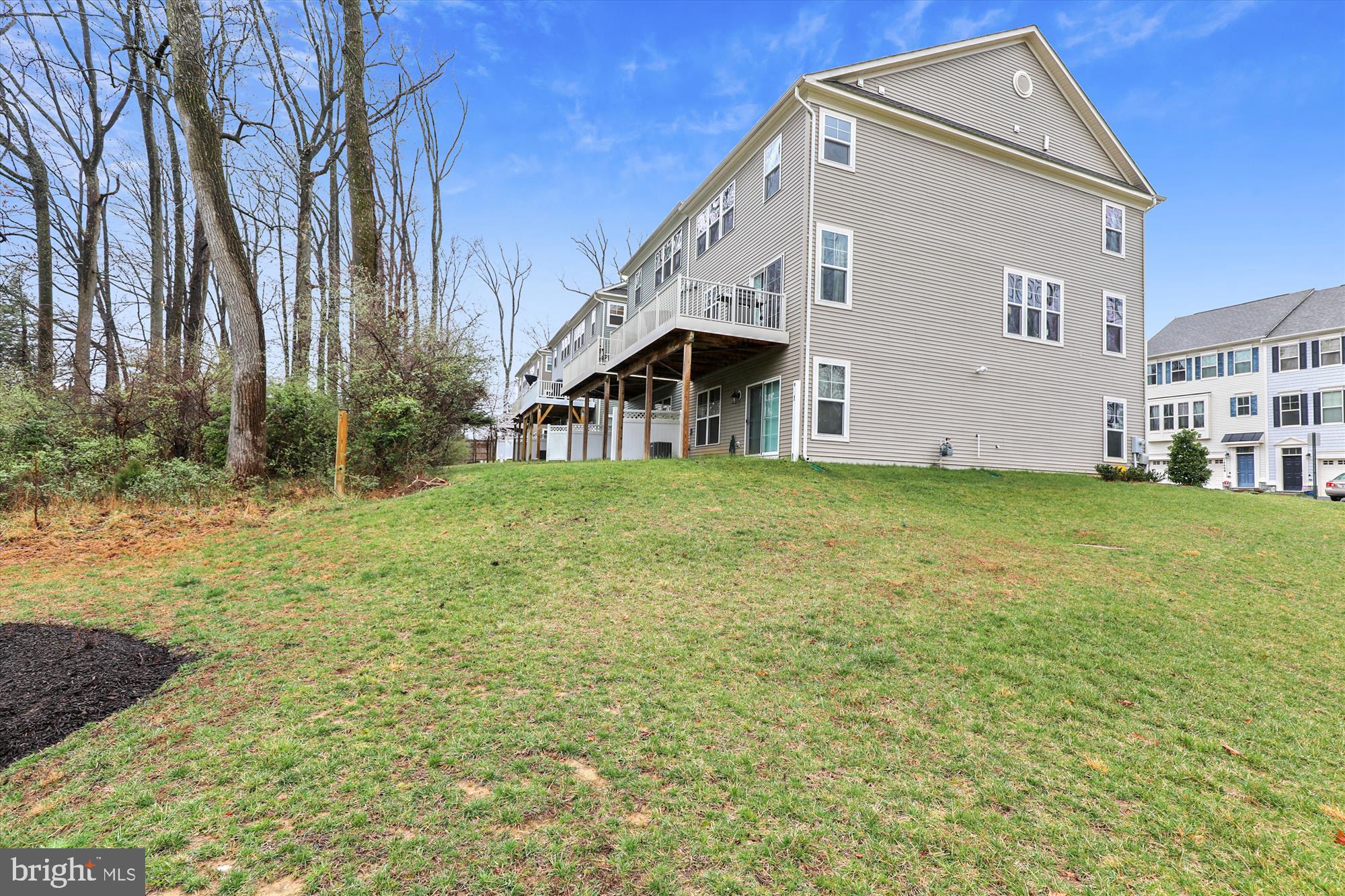 14411 Vedanta Way Silver Spring, MD 20906 - Photo 7 of 61 Gallery Image 7