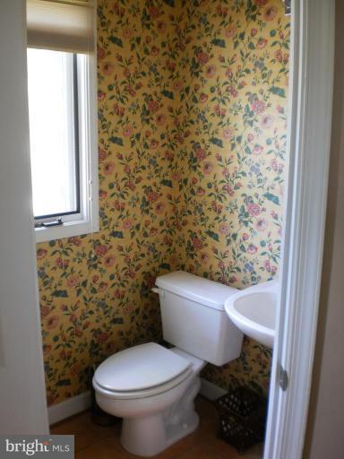 113 Lancefield Road Baltimore, MD 21209 - Photo 11 of 27 Unique #1